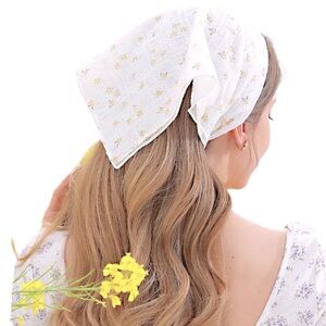 Floral Hair Accessory
